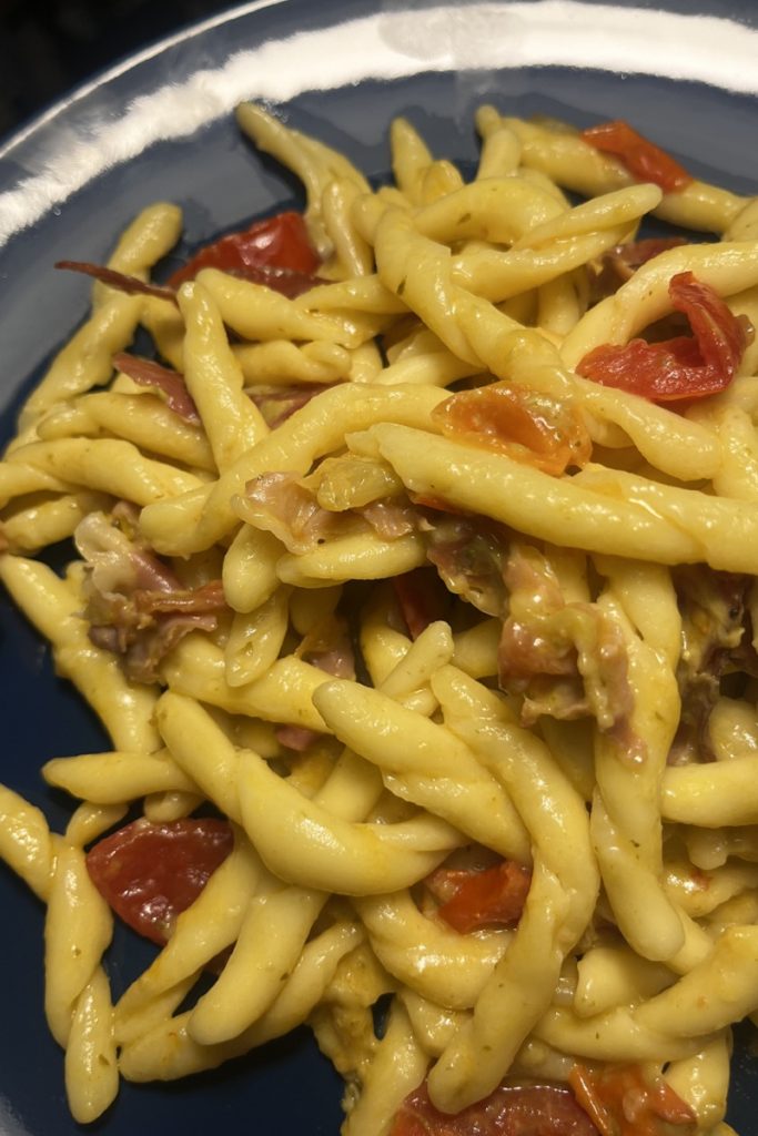 fusilli avellinesi al pesto